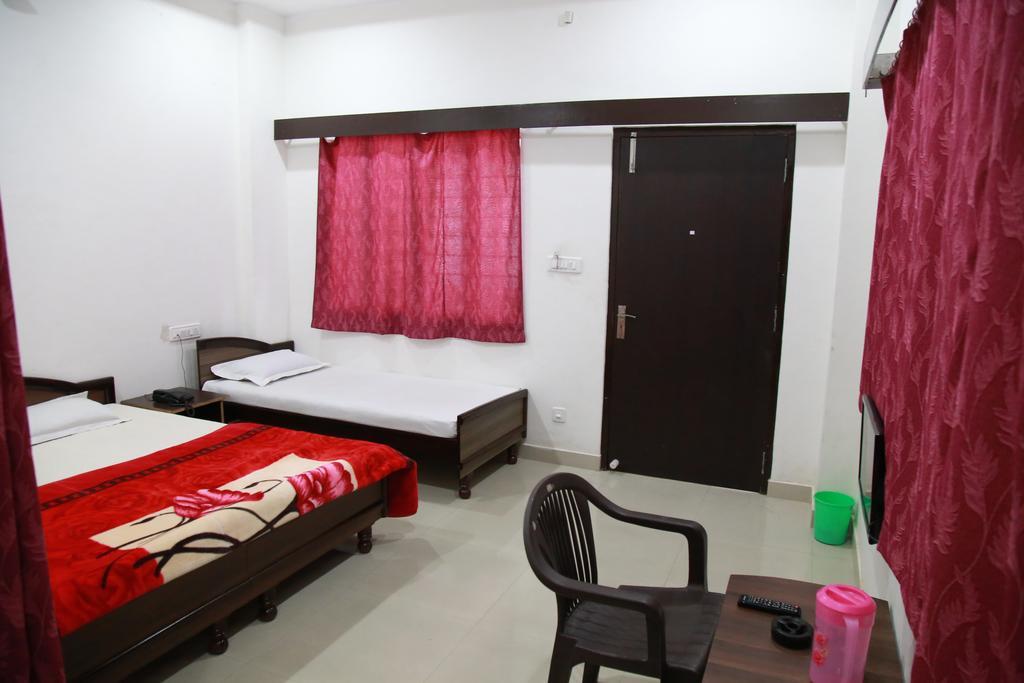 Hotel Ramnivas Udaipur Exterior photo